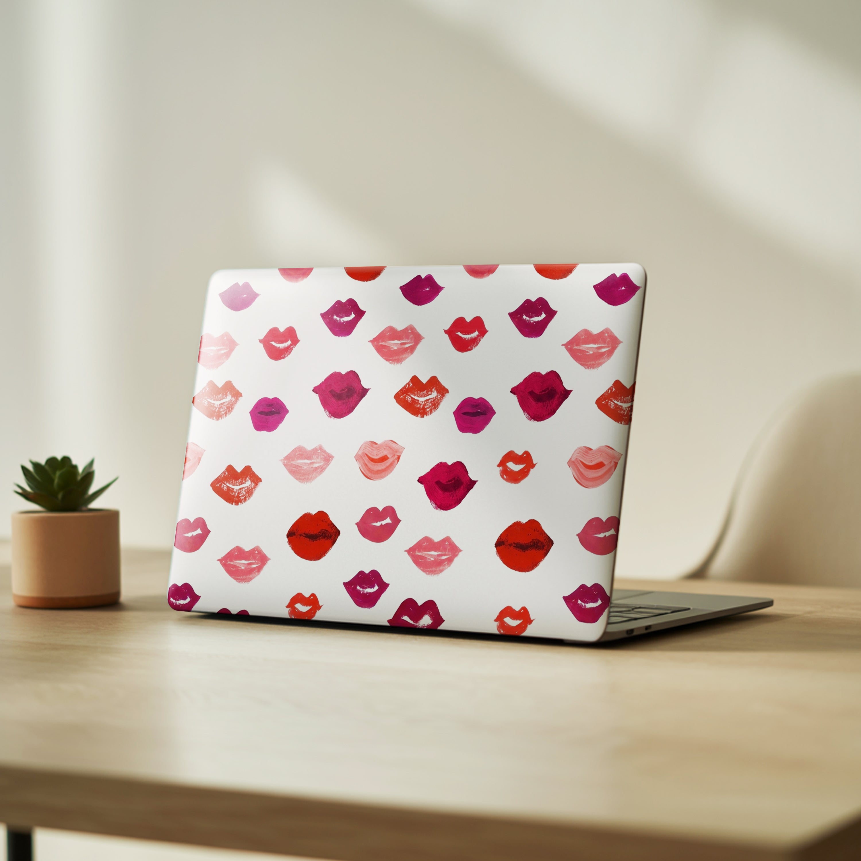 Kiss Pop Laptop Skin