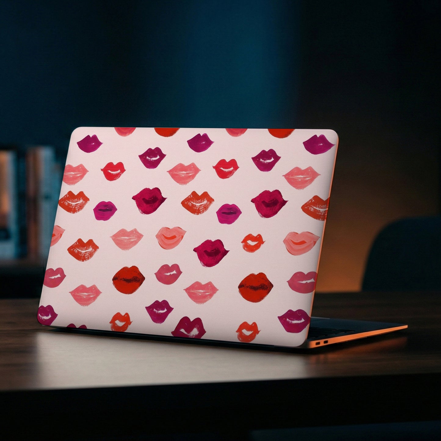 Kiss Pop Laptop Skin